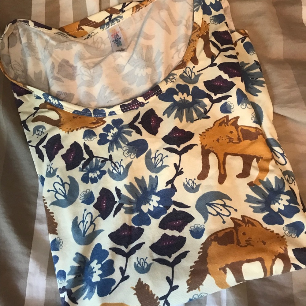 LuLaRoe Classic T
